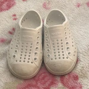 Native Jefferson size 5 Toddler.
